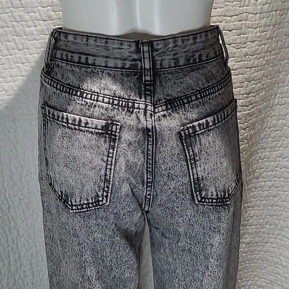 Grey Ripped Jeans - Picture 3 of 5